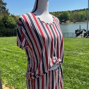 Tommy John pajama set tshirt & shorts women’s size Small blue & red stripes